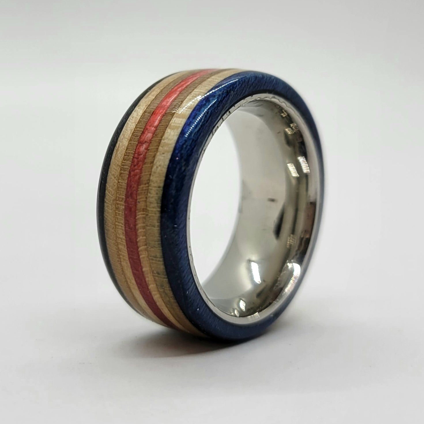 Skateboard Ring With Comfort Fit Core Red Blue Black